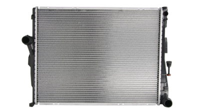 Radiator racire BMW Seria 3 E46, 01.1998-07.2006, motor 1.6, 1.8; 1.9; 2.0/2.0 R6; 2.2 R6; 2.5 R6; 2.8 R6; 3.0 R6; 3.2 R6 benzina, cutie manuala; cu/fara AC, 585x452x32 mm, aluminiu/plastic 